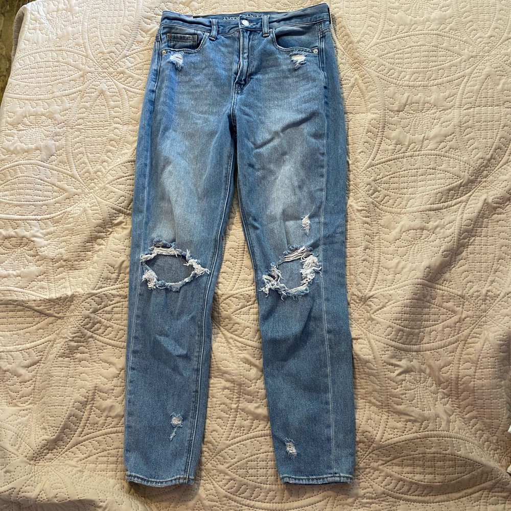 American Eagle Mom Jean